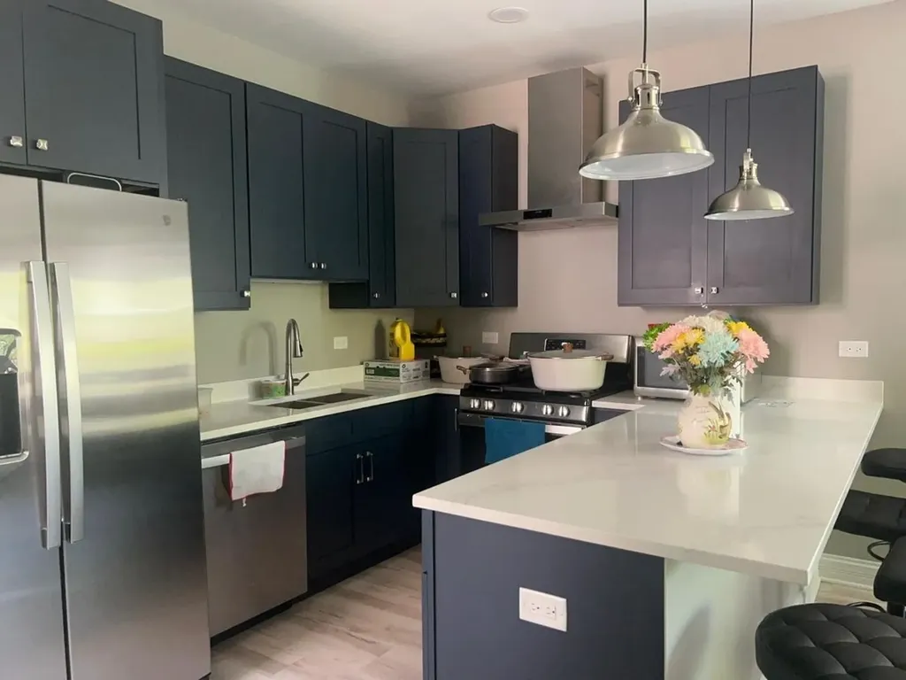 1051 North Springfield Avenue Chicago IL 60651