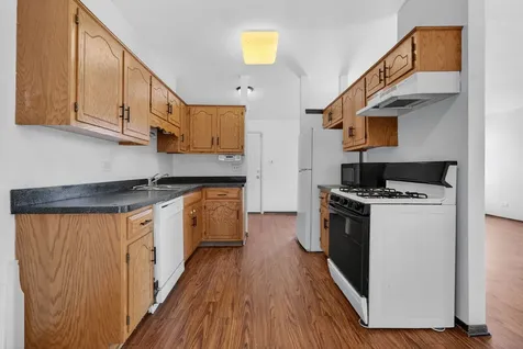72 White Oaks Road Matteson IL 60443