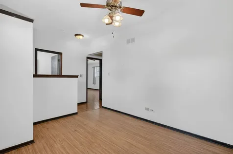 72 White Oaks Road Matteson IL 60443