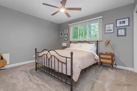 1310 Woodland Court W Riverwoods IL 60015