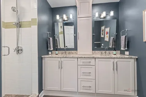 1310 Woodland Court W Riverwoods IL 60015