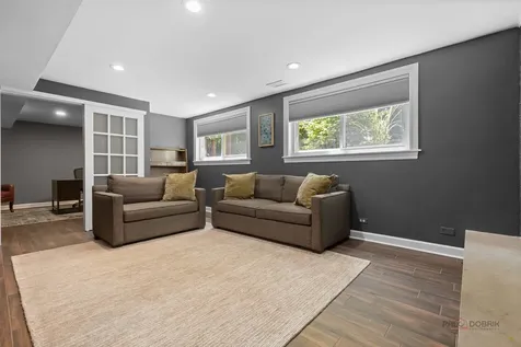 1310 Woodland Court W Riverwoods IL 60015