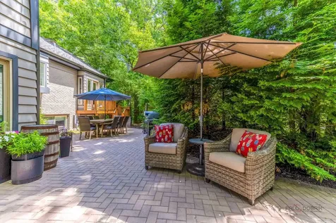1310 Woodland Court W Riverwoods IL 60015