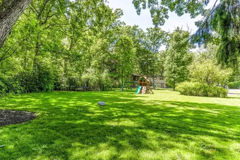 1310 Woodland Court W Riverwoods IL 60015