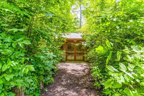 1310 Woodland Court W Riverwoods IL 60015