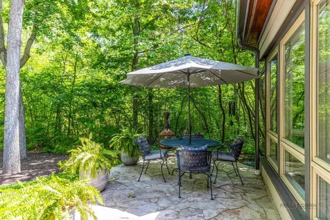 1310 Woodland Court W Riverwoods IL 60015