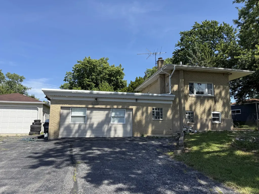 16125 Forest Avenue Oak Forest IL 60452