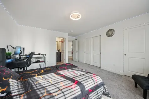 1842 Coralito Lane Elgin IL 60124