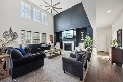 1842 Coralito Lane Elgin IL 60124
