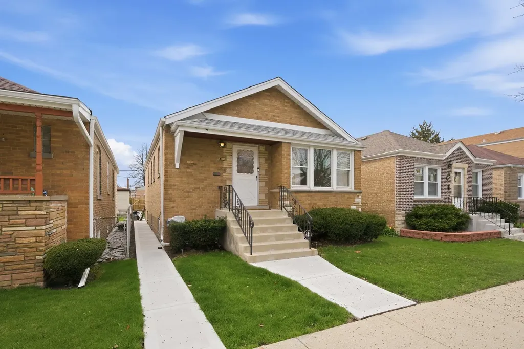 5748 South Kenneth Avenue Chicago IL 60629