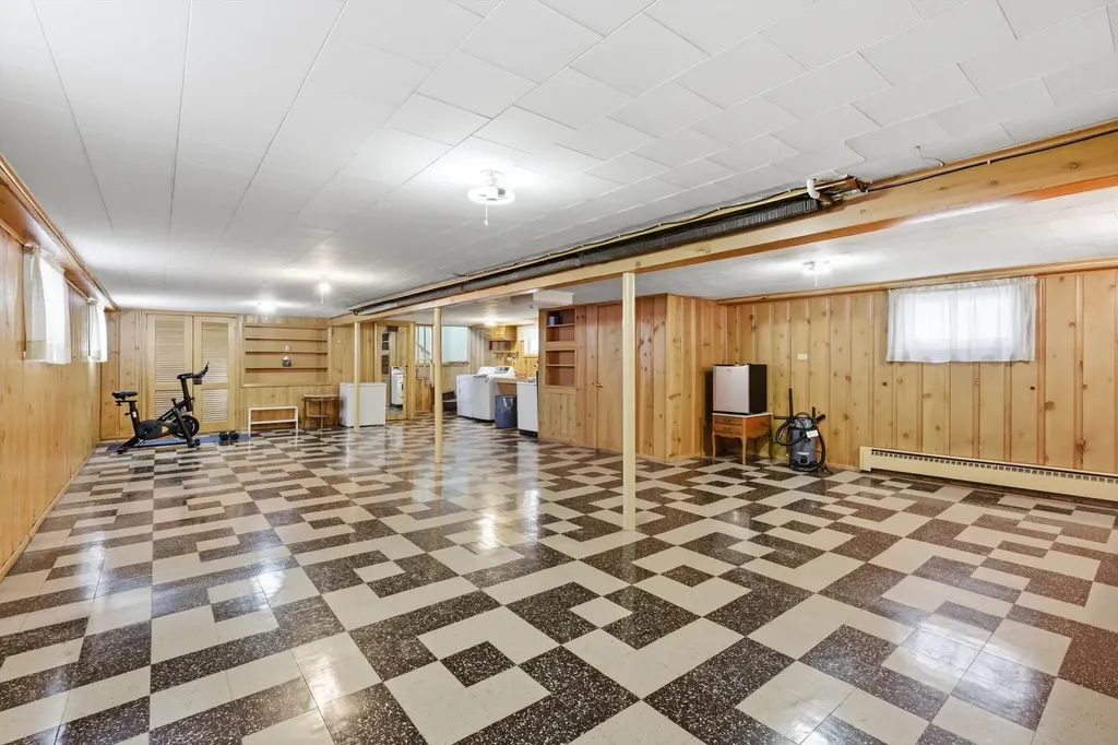 5748 South Kenneth Avenue Chicago IL 60629