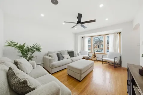 5748 South Kenneth Avenue Chicago IL 60629