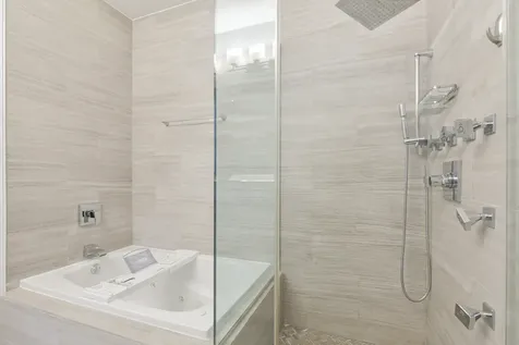 2223 West Wabansia Avenue Chicago IL 60647