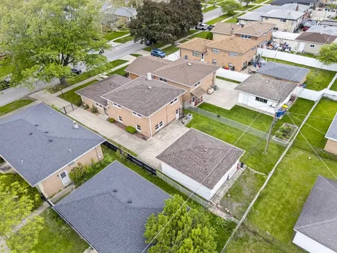 8737 South 50th Avenue Oak Lawn IL 60453