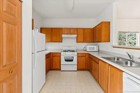 119 Enclave Circle Bolingbrook IL 60440