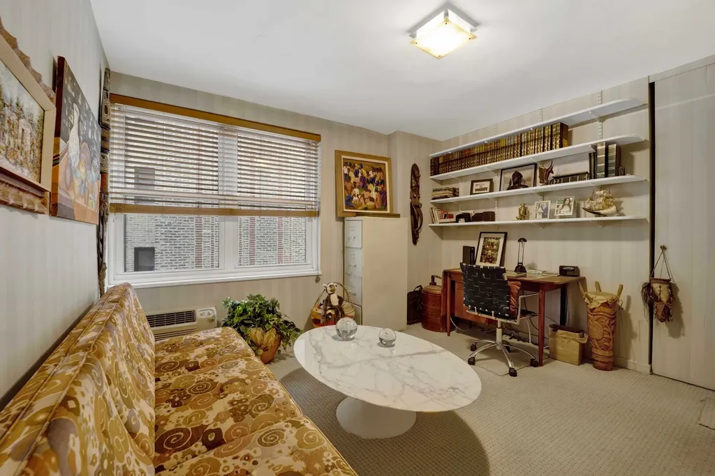 850 North Dewitt Place Chicago IL 60611
