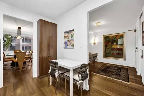 850 North Dewitt Place Chicago IL 60611