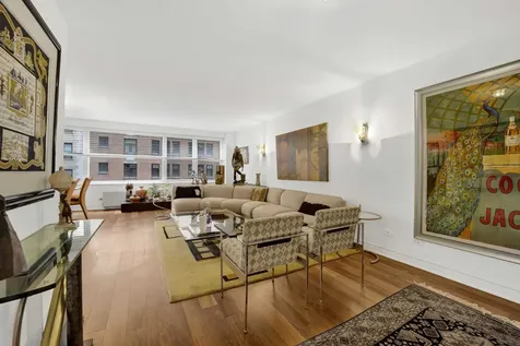 850 North Dewitt Place Chicago IL 60611