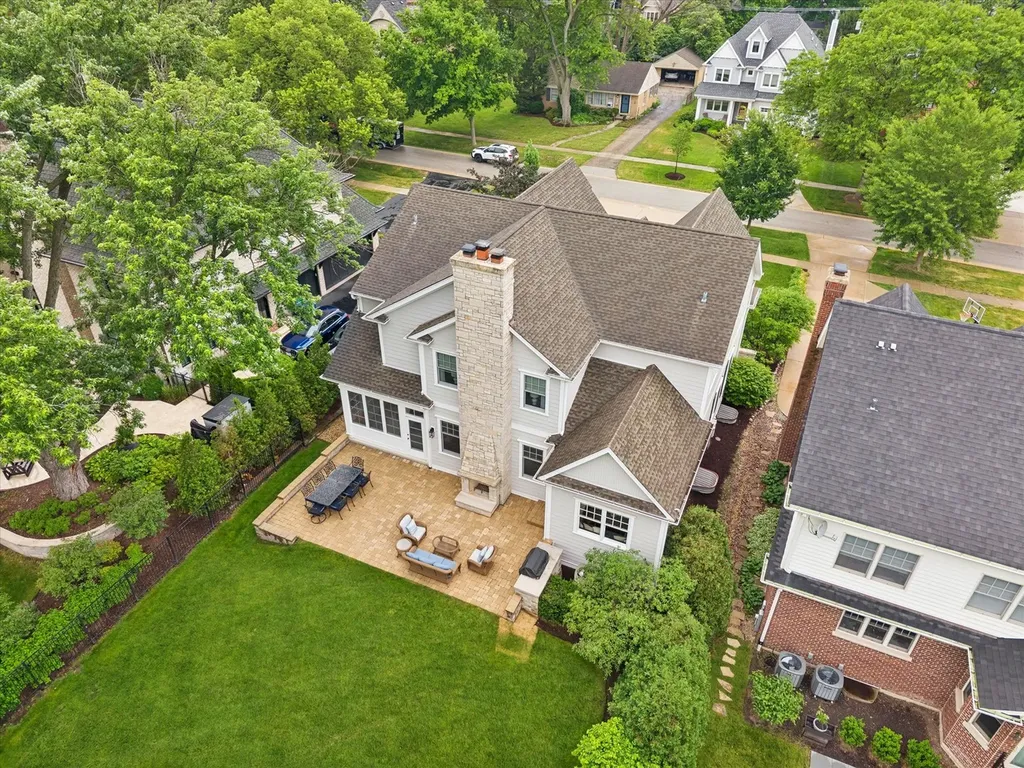 122 Arthur Avenue Clarendon Hills IL 60514