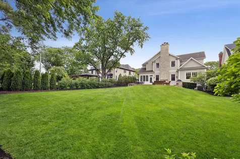 122 Arthur Avenue Clarendon Hills IL 60514