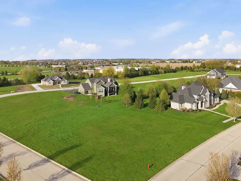 247 Merry Oaks Drive Sycamore IL 60178