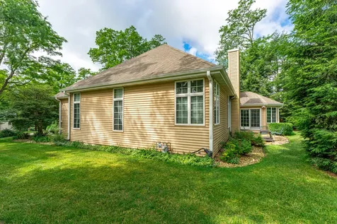 3347 Valley Woods Drive Cherry Valley IL 61016