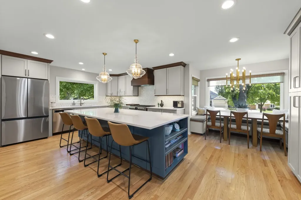 226 Woodstock Avenue Glen Ellyn IL 60137
