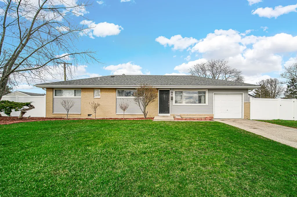 310 Maricopa Lane Hoffman Estates IL 60169