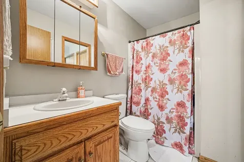206 South Raven Road Shorewood IL 60404