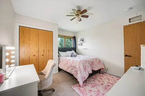 206 South Raven Road Shorewood IL 60404