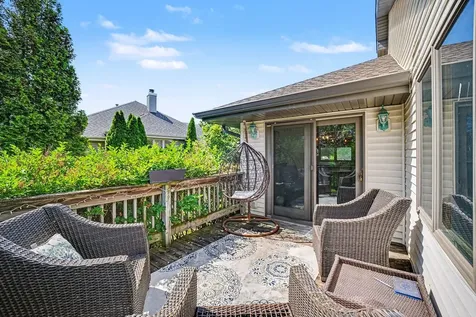 206 South Raven Road Shorewood IL 60404