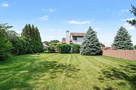 206 South Raven Road Shorewood IL 60404