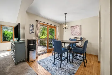 206 South Raven Road Shorewood IL 60404