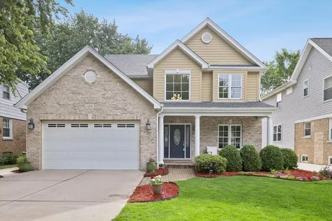 608 9TH Avenue La Grange IL 60525