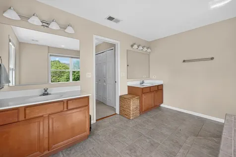 5701 Caribou Lane Hoffman Estates IL 60192