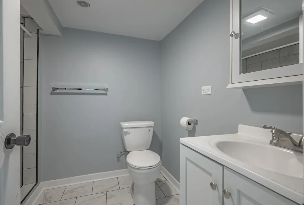 320 South Whipple Street Chicago IL 60612