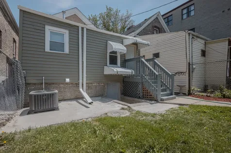 320 South Whipple Street Chicago IL 60612