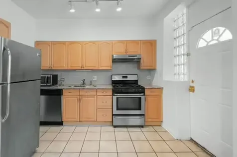 6710 South Ridgeland Avenue Chicago IL 60649