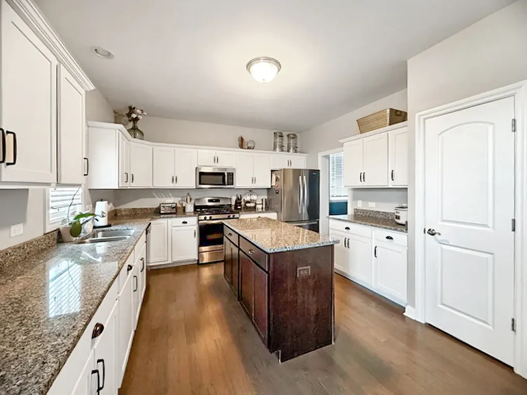 2951 Brett Drive New Lenox IL 60451