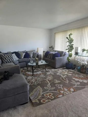15643 Gouwens Lane South Holland IL 60473