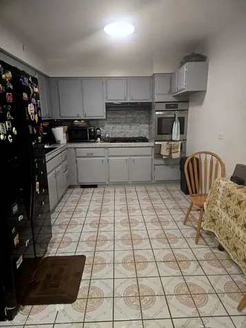 15643 Gouwens Lane South Holland IL 60473
