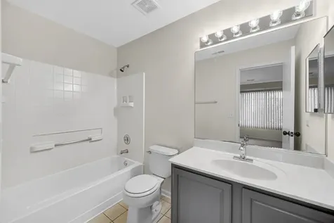 1655 Geneva Drive Wheeling IL 60090