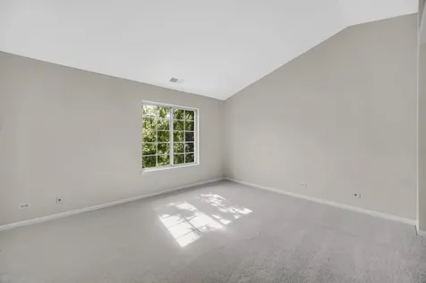 1655 Geneva Drive Wheeling IL 60090