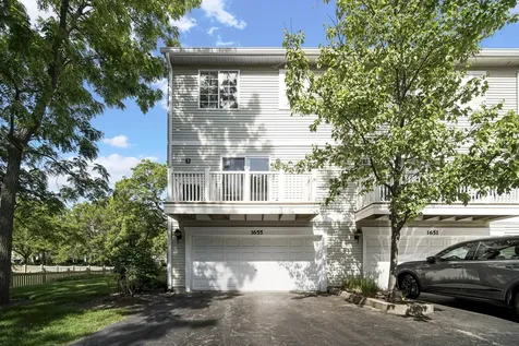 1655 Geneva Drive Wheeling IL 60090