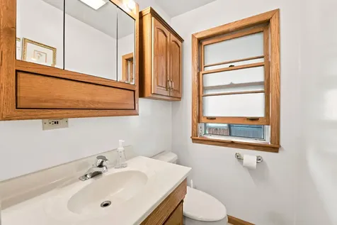 3761 215TH Street Matteson IL 60443