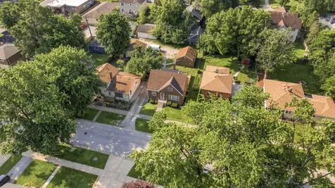 3761 215TH Street Matteson IL 60443