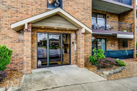 16807 81ST Avenue Tinley Park IL 60477