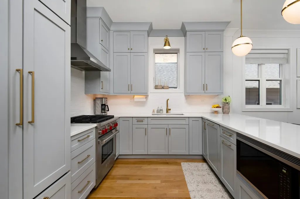 1900 North Sheffield Avenue Chicago IL 60614