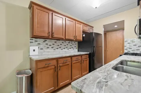 5S040 Pebblewood Lane Naperville IL 60563