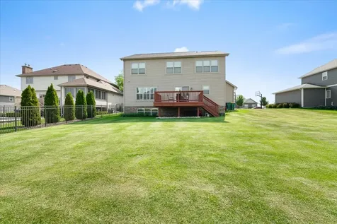 21042 Lakewoods Lane Shorewood IL 60404
